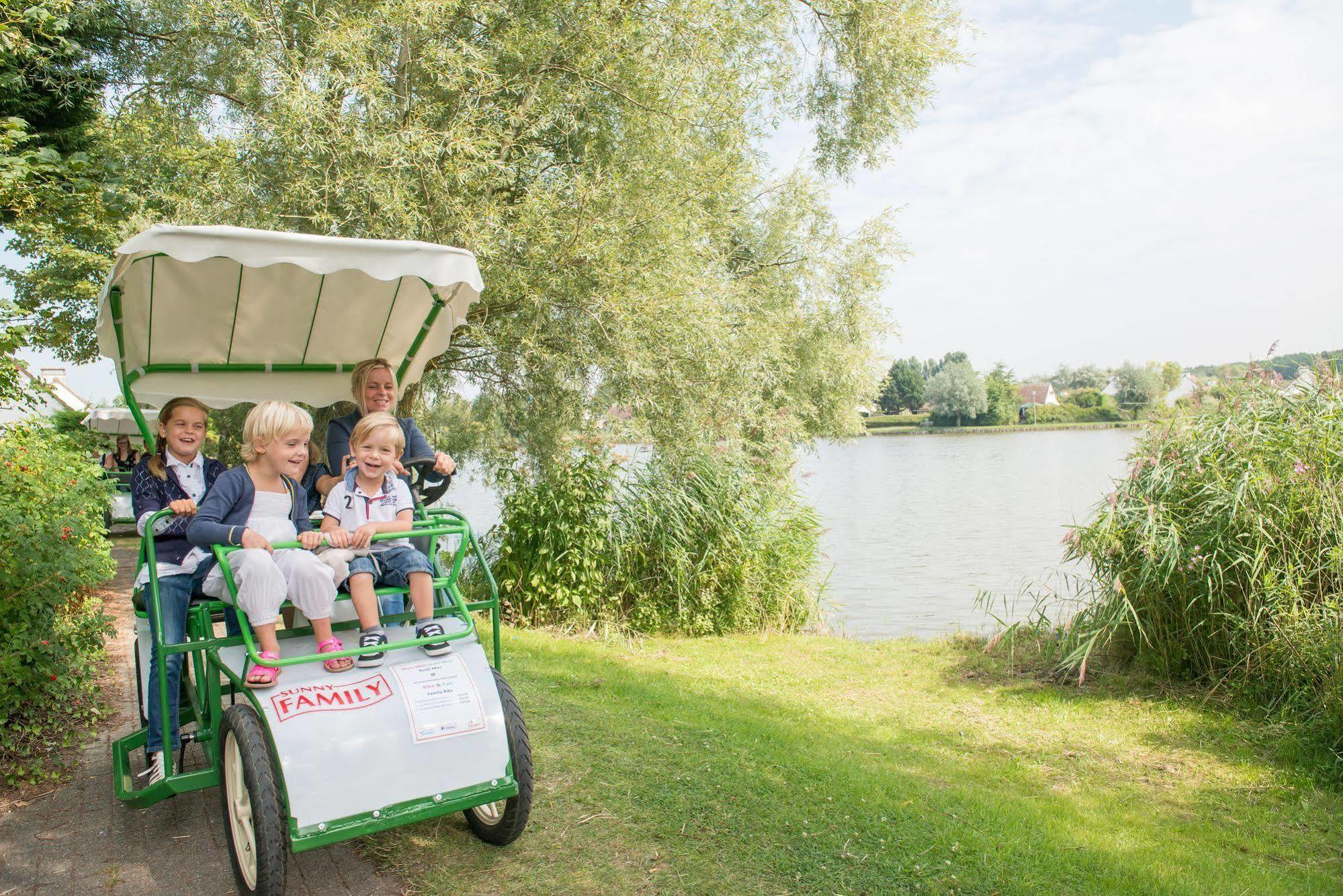 Sunparks Oostduinkerke - Plopsaland Hotel Luaran gambar